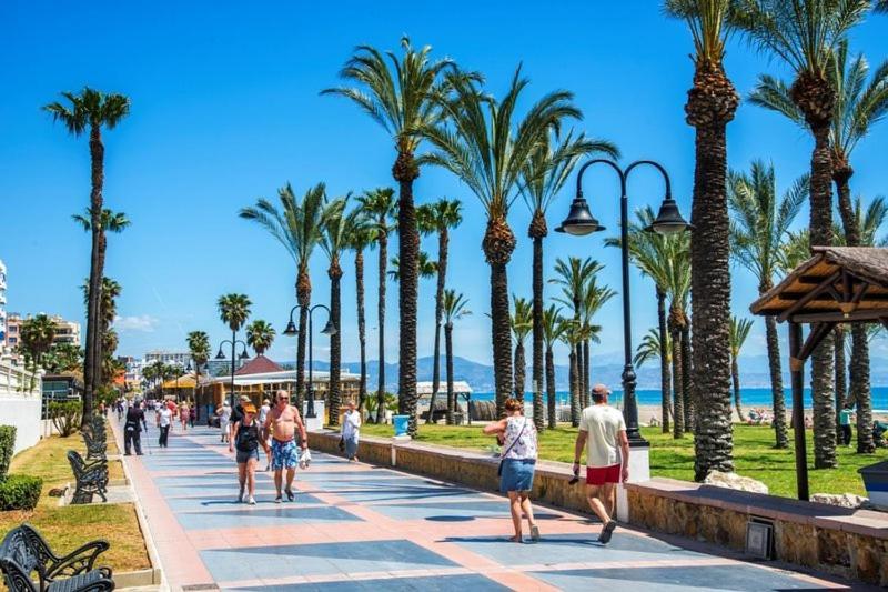 Blue Ocean Apartment Torremolinos Dış mekan fotoğraf